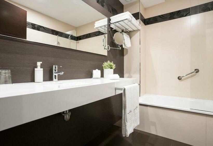 חדר סטנדרט, Piramide 2