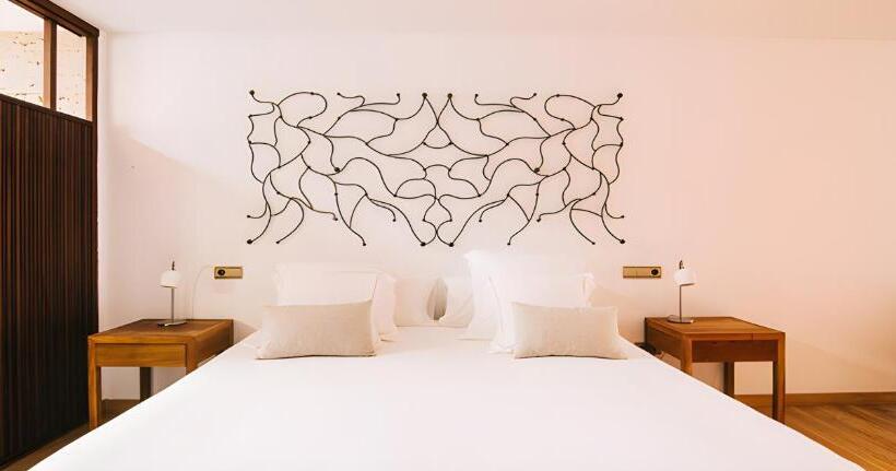 자쿠지 스위트, Rural Quercus Tierra