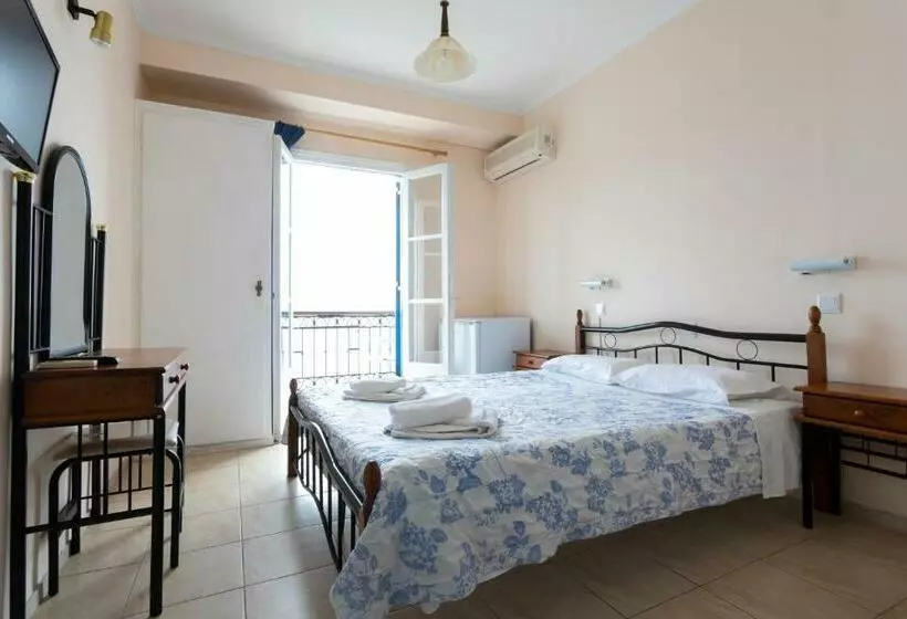 Chambre Standard, Stelios