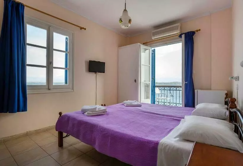 Chambre Standard, Stelios