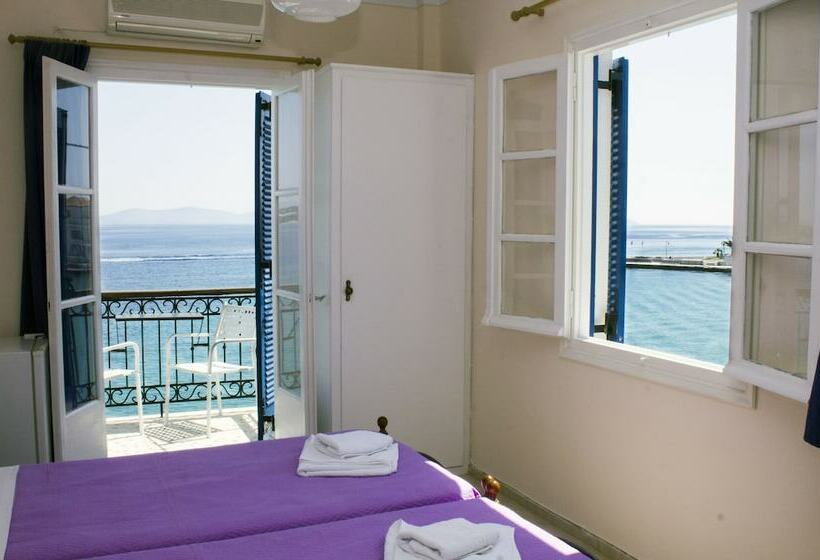 חדר סטנדרט, Stelios