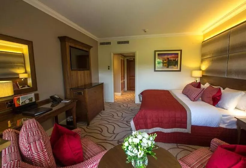 اتاق لوکس با بالکن, The Celtic Manor Resort
