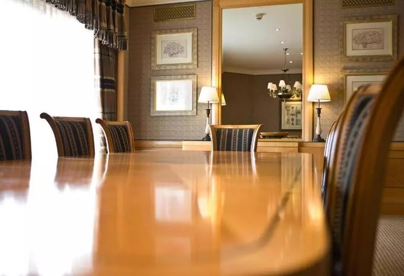 سوئیت پرزیدنت, The Celtic Manor Resort