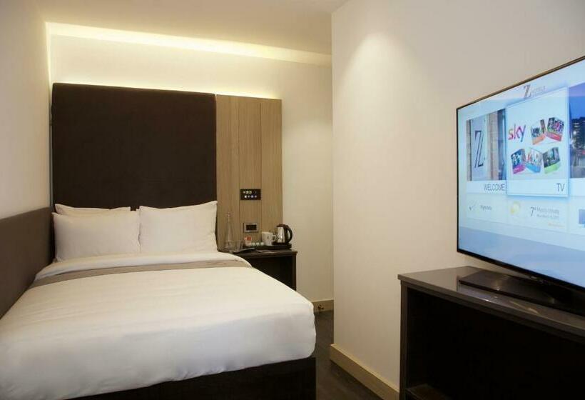Standard Room, The Z Hotel Shoreditch