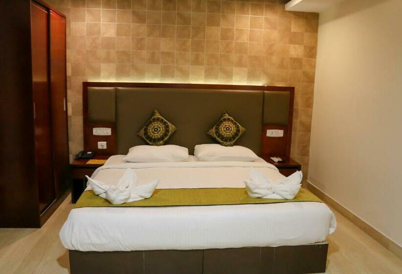 מיטת קינג בסוויטה, Winsar Park