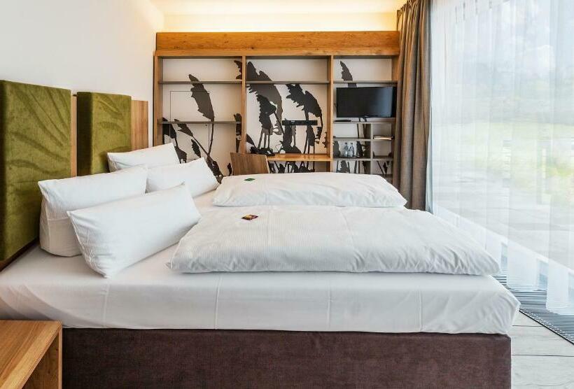 חדר סטנדרט עם טרסה, Panorama Hotel Aschberg