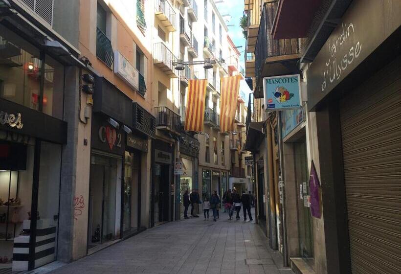 اتاق استاندارد, Sm Apartments