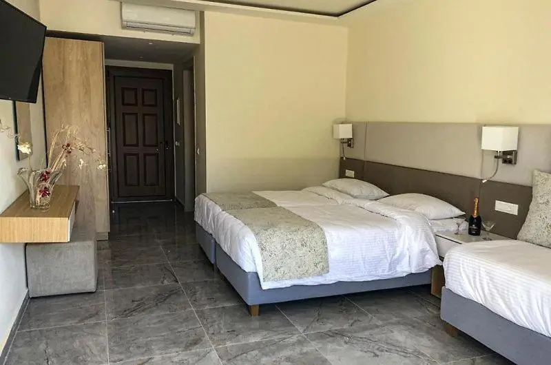 Superior Kolmen Hengen Huone, Athina