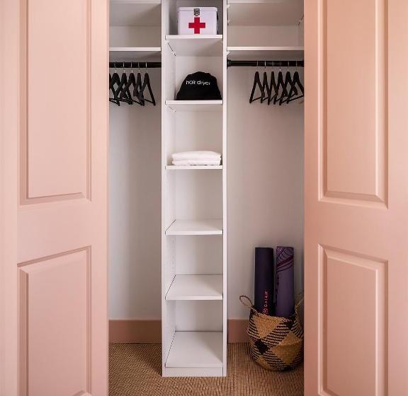 Номер Стандарт, The Neighborhood Hotel New Buffalo