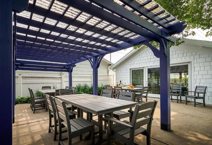 Стандартный Номер Кровать Кинг, The Neighborhood Hotel New Buffalo