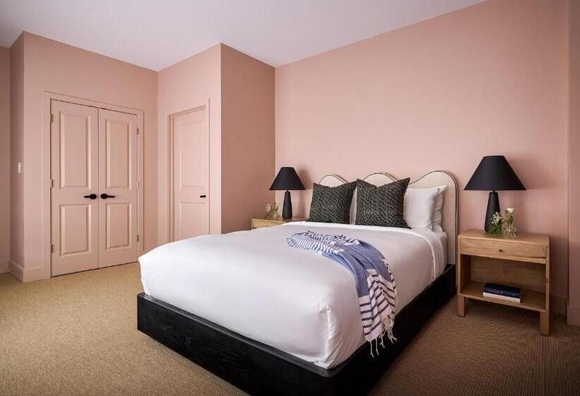 Номер Стандарт Адаптированный для Инвалидов, The Neighborhood Hotel New Buffalo