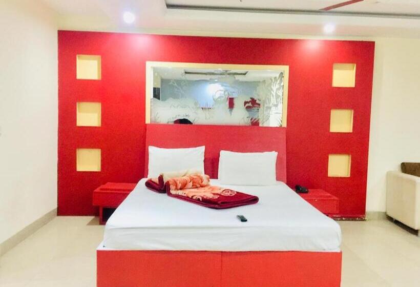 스위트, Five Monts