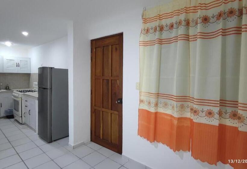 اتاق استاندارد, Hostel Punta Sam