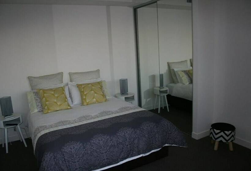 ２ベッドルームのエクゼクティブアパートメント, Apartment On King Street