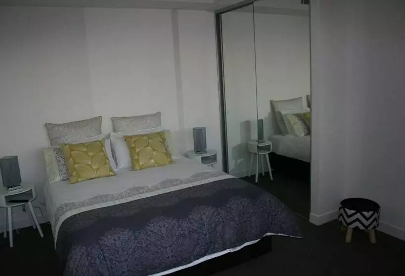 ２ベッドルームのエクゼクティブアパートメント, Apartment On King Street