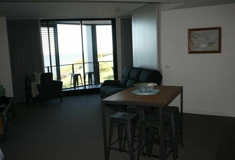 ２ベッドルームのエクゼクティブアパートメント, Apartment On King Street