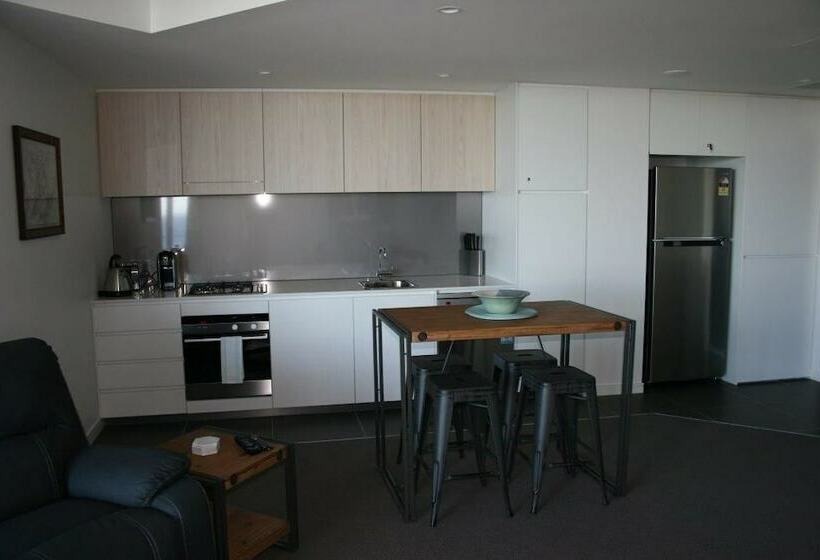 2 베드룸 이그제큐티브 아파트, Apartment On King Street