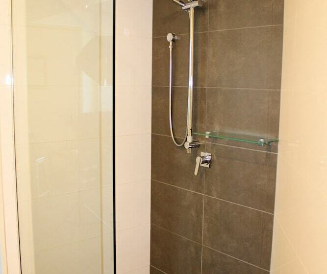 ２ベッドルームのエクゼクティブアパートメント, Apartment On King Street