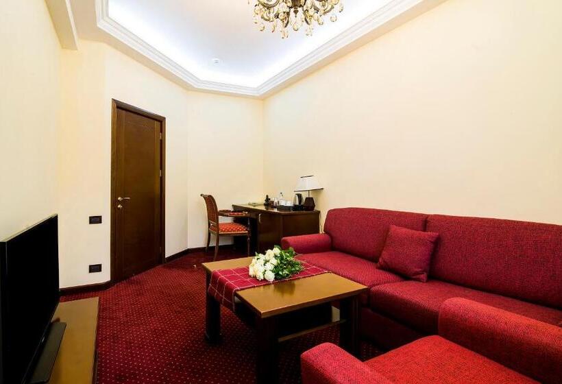 اتاق لوکس, Elegant Hotel & Resort