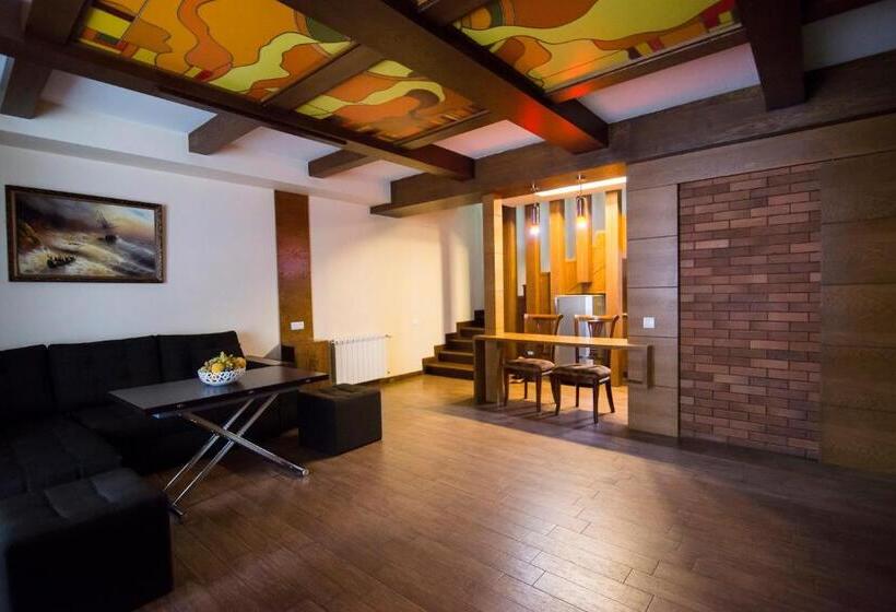 خانه 1 خوابه, Elegant Hotel & Resort