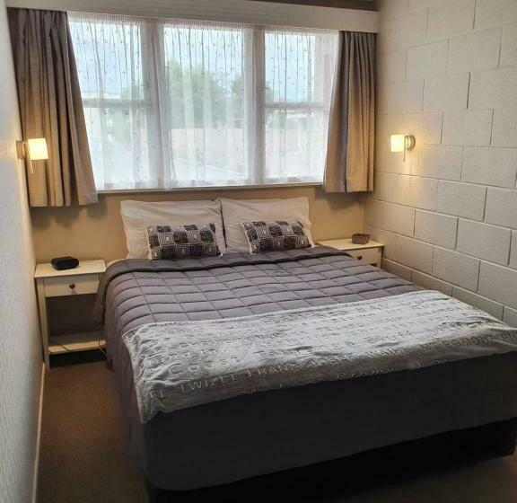 חדר סטנדרט נוף לגינה, Gardner Court Motel