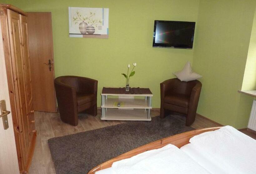 غرفة قياسية, Pension Gisela