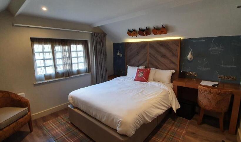 标准间, The Boathouse Inn & Riverside Rooms