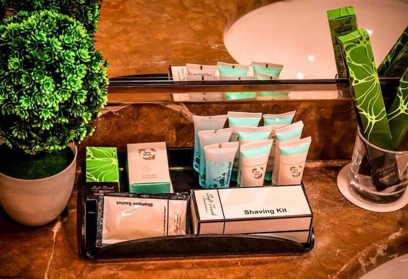 Четырехместный Номер Стандарт, Al Ritz Al Madinah