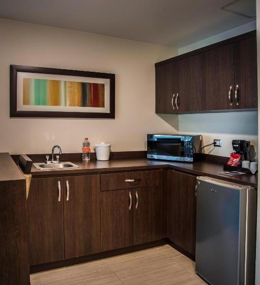 سوییت, Best Western Plus Chihuahua Juventud