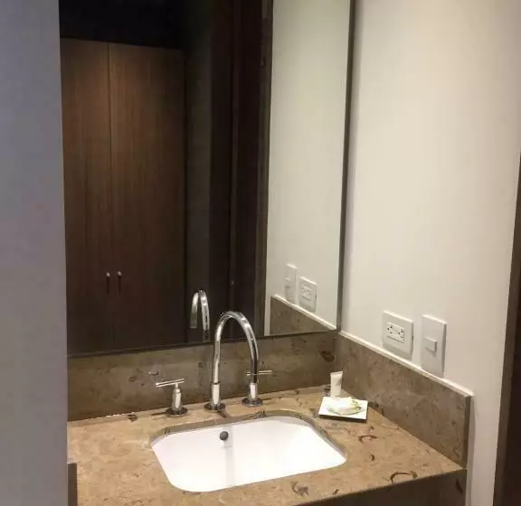 Standard-huone, Hampton By Hilton Bucaramanga