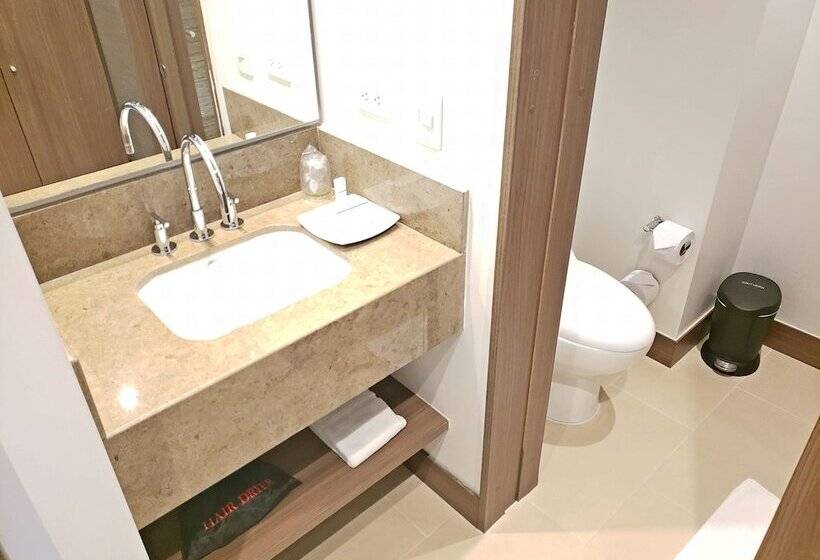 חדר סטנדרט, Hampton By Hilton Bucaramanga