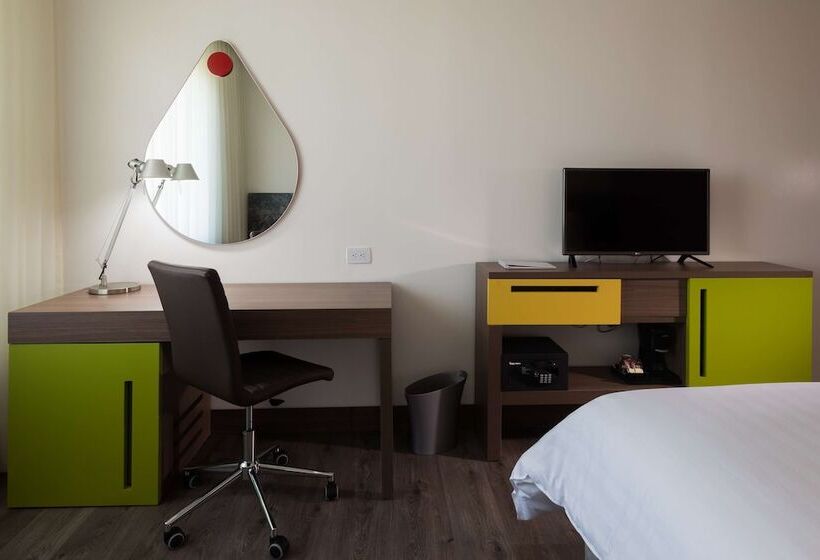 Номер Стандарт, Hampton By Hilton Bucaramanga
