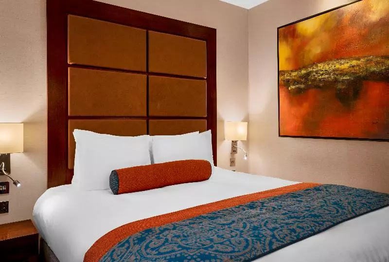スタンダードスタジオ, Hampton Inn & Suites Tampa Busch Gardens Area