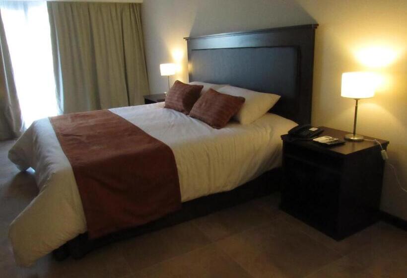 Büyük Çift Kişilik Yataklı Standart Oda, Howard Johnson Chascomus