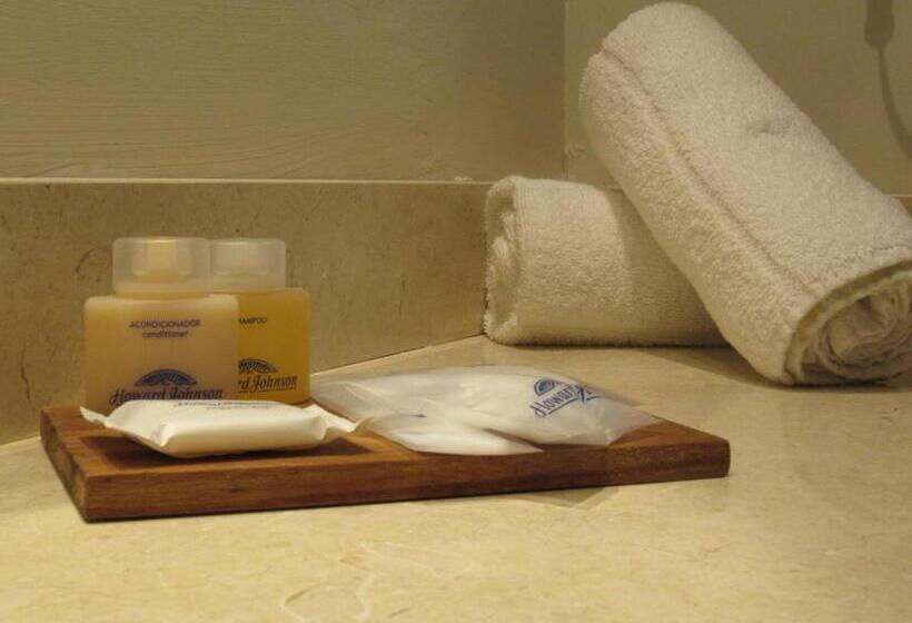 Büyük Çift Kişilik Yataklı Standart Oda, Howard Johnson Chascomus