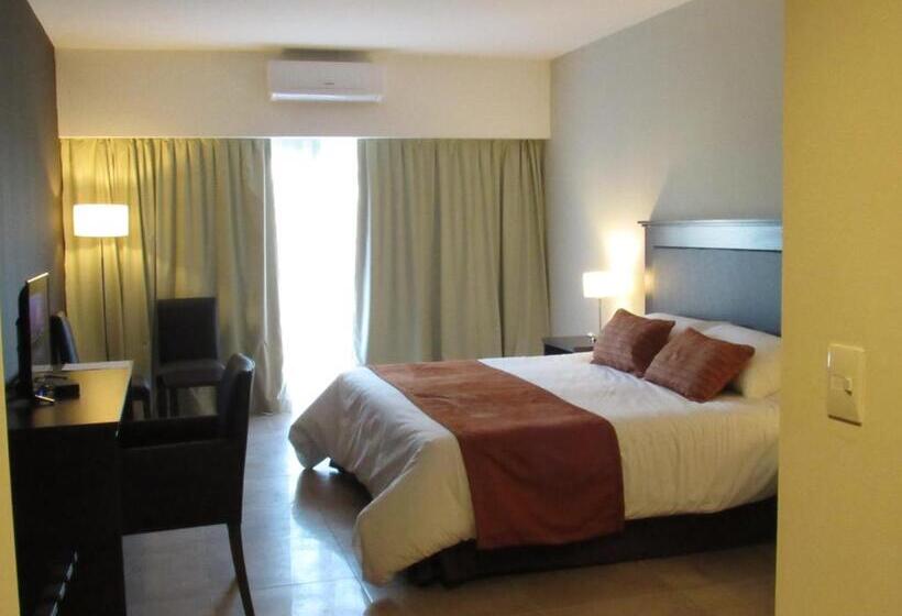 Büyük Çift Kişilik Yataklı Standart Oda, Howard Johnson Chascomus