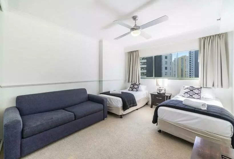 آپارتمان 2 خوابه, The Meriton Apartments On Main Beach