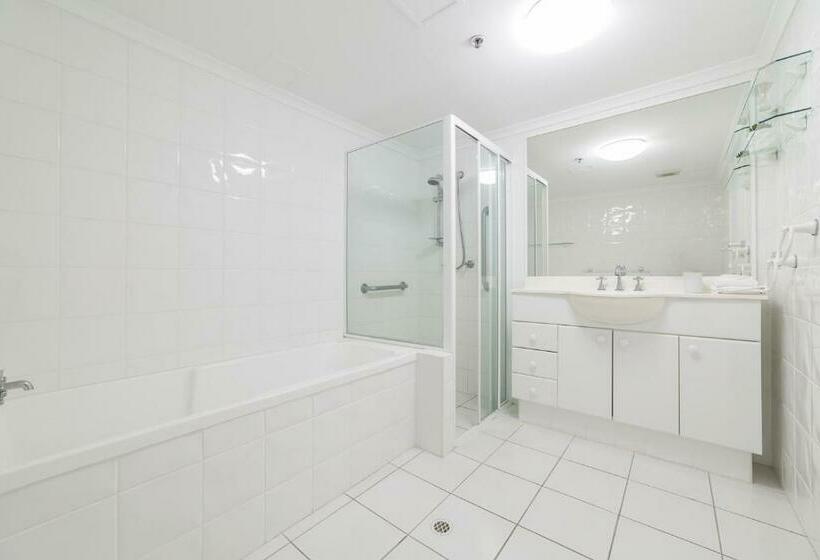 דירת שני חדרים, The Meriton Apartments On Main Beach