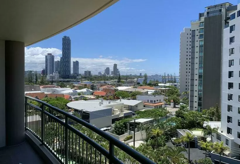 آپارتمان 2 خوابه, The Meriton Apartments On Main Beach