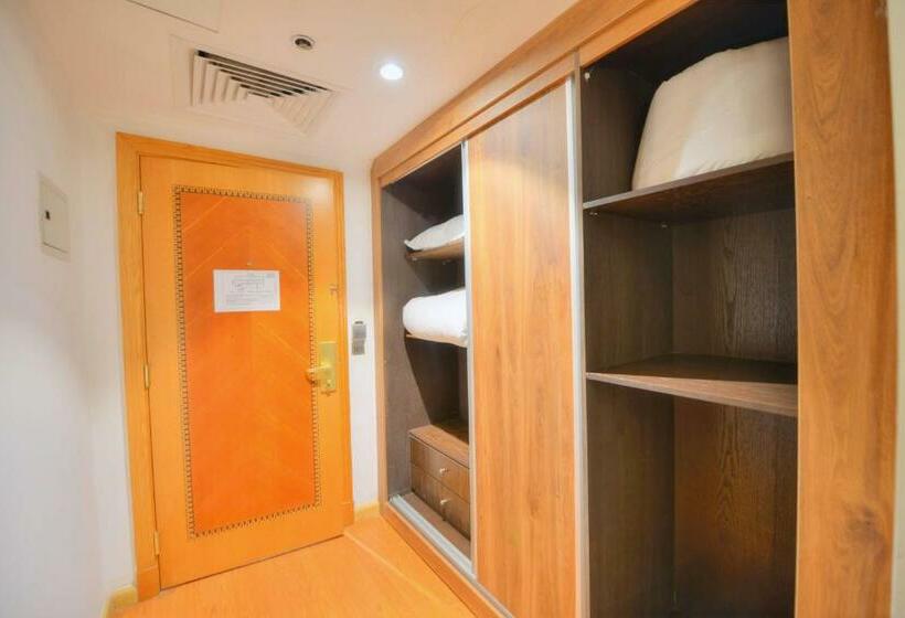 Полулюкс, Al Ritz Al Madinah