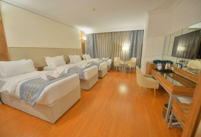 Четырехместный Номер Стандарт, Al Ritz Al Madinah