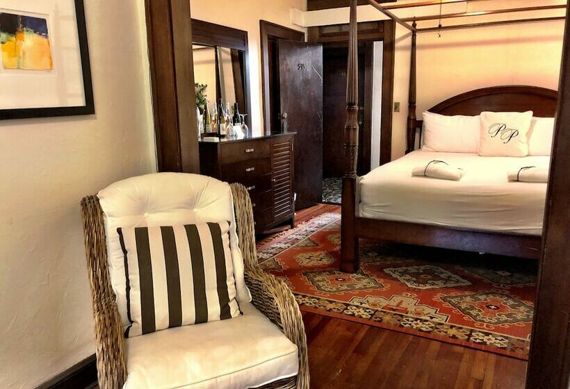 جناح سرير كينج, Park Plaza