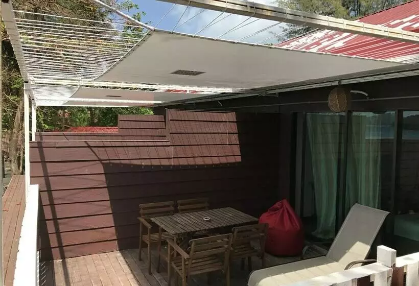 オーシャンビューデラックスルーム, The Barat Perhentian Beach Resort