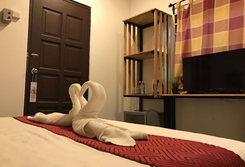 کلبه ییلاقی, The Barat Perhentian Beach Resort