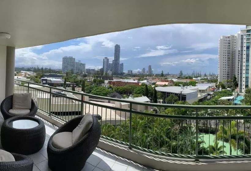 آپارتمان سوپریور 2 خوابه, The Meriton Apartments On Main Beach