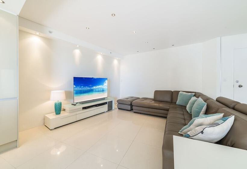 דירת שני חדרים, The Meriton Apartments On Main Beach