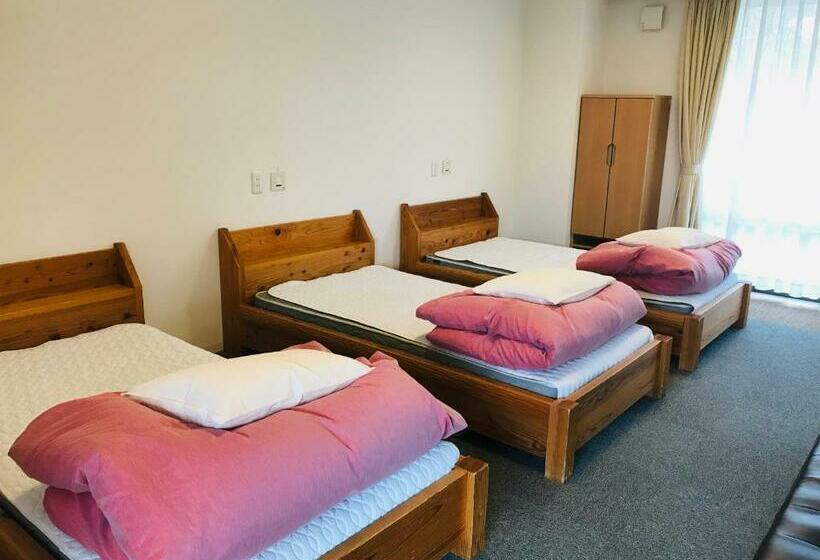 Номер Стандарт Трехместный, Kyoto Utano Youth Hostel