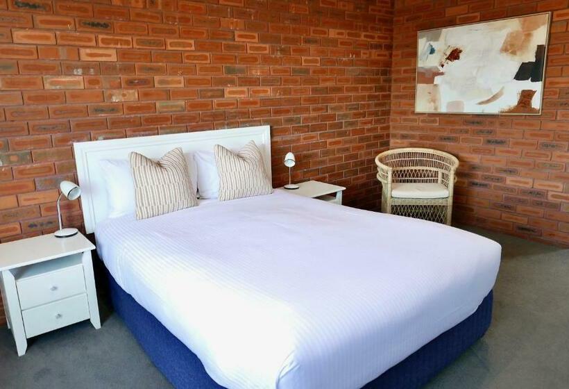 חדר סטנדרט עם מרפסת, Pelican Motor Inn