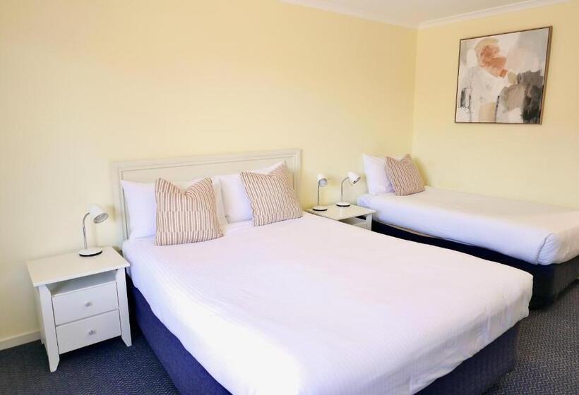 סוויטה משפחתית, Pelican Motor Inn