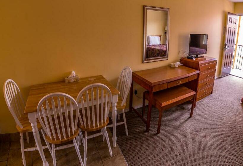 家庭套房, Sahara Courtyard Inn Penticton